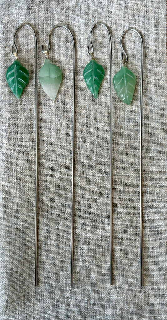 Green Quartz Gemstone Leaf Plant Accent