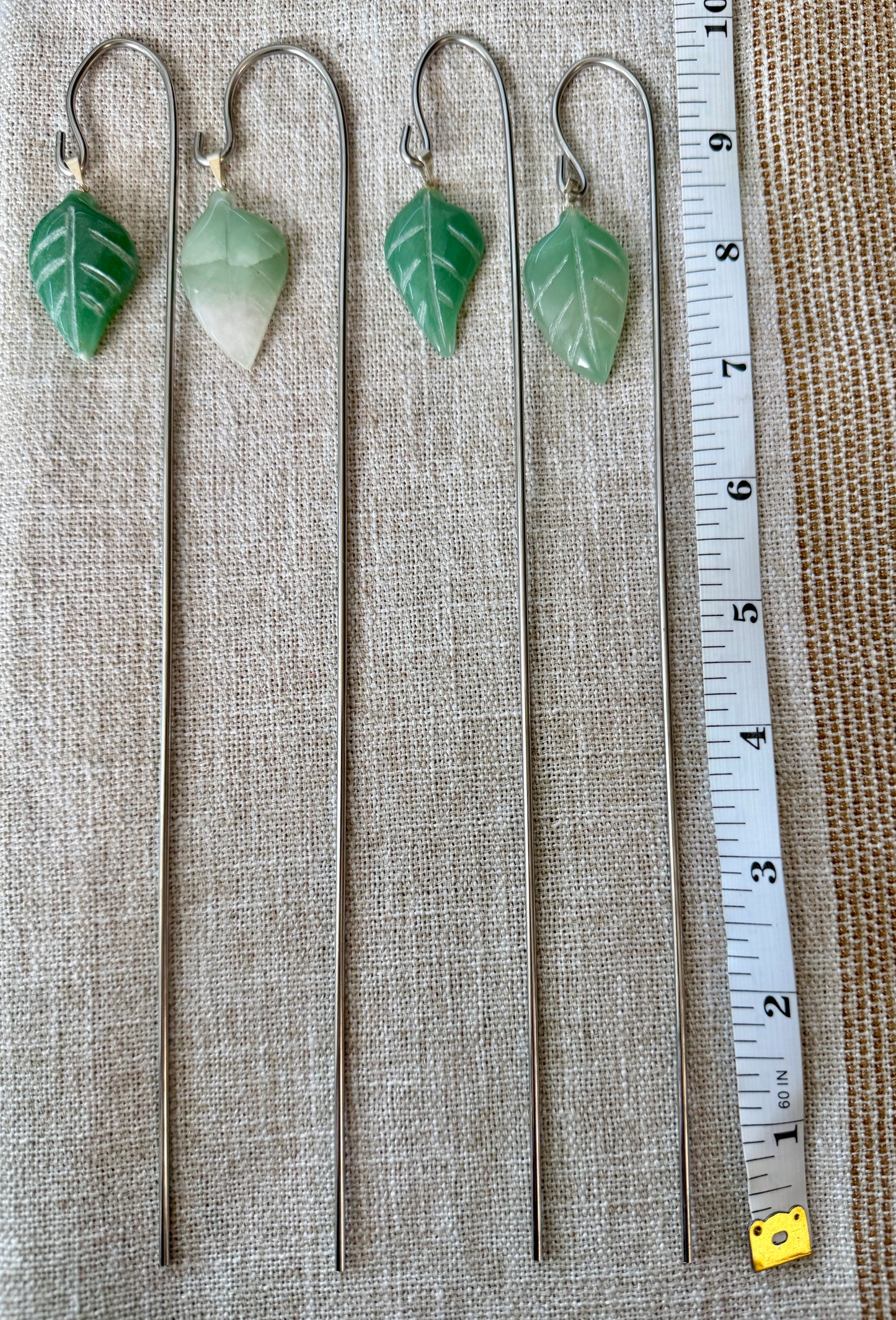 Green Quartz Gemstone Leaf Plant Accent
