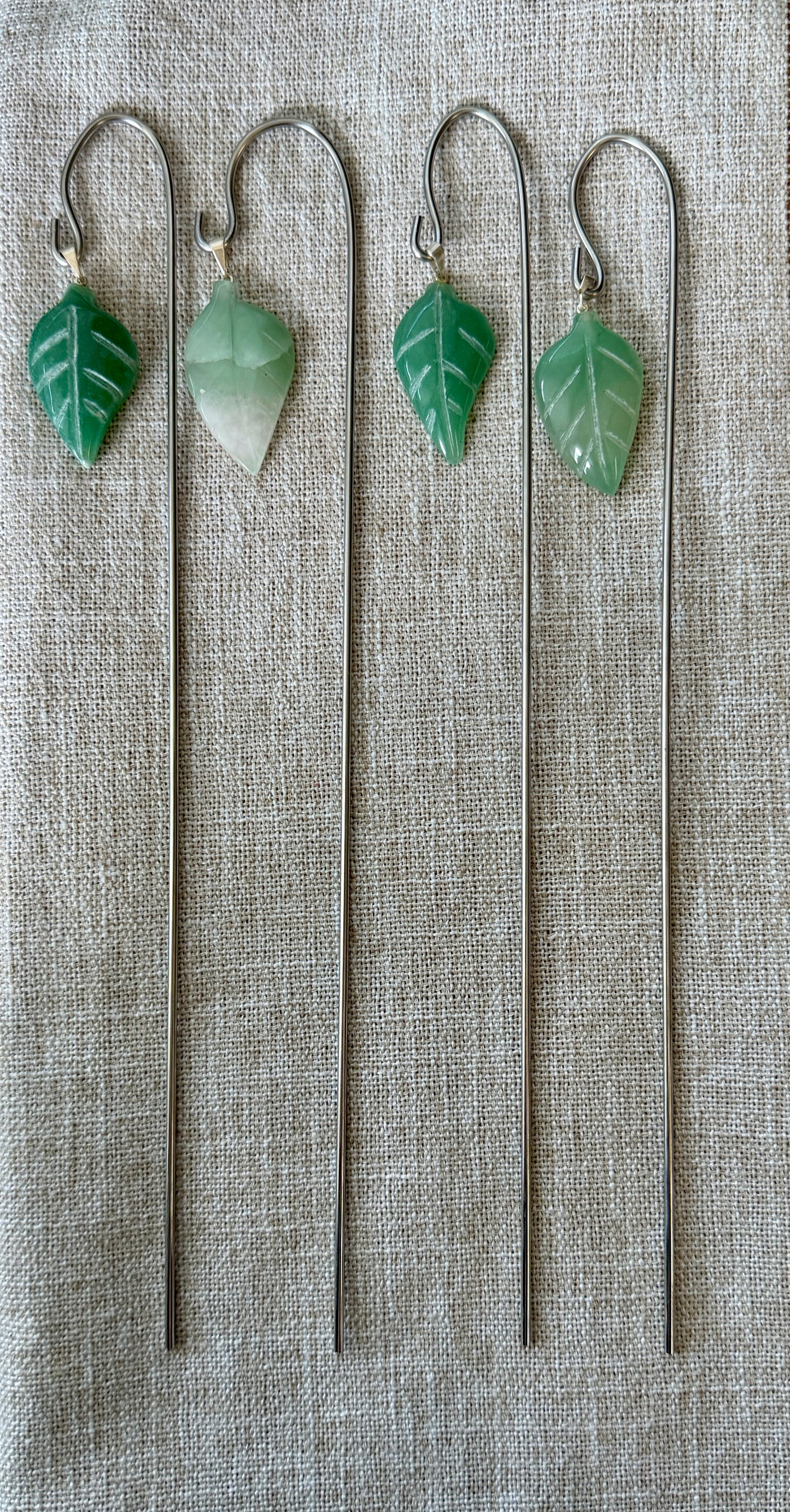 Green Quartz Gemstone Leaf Plant Accent