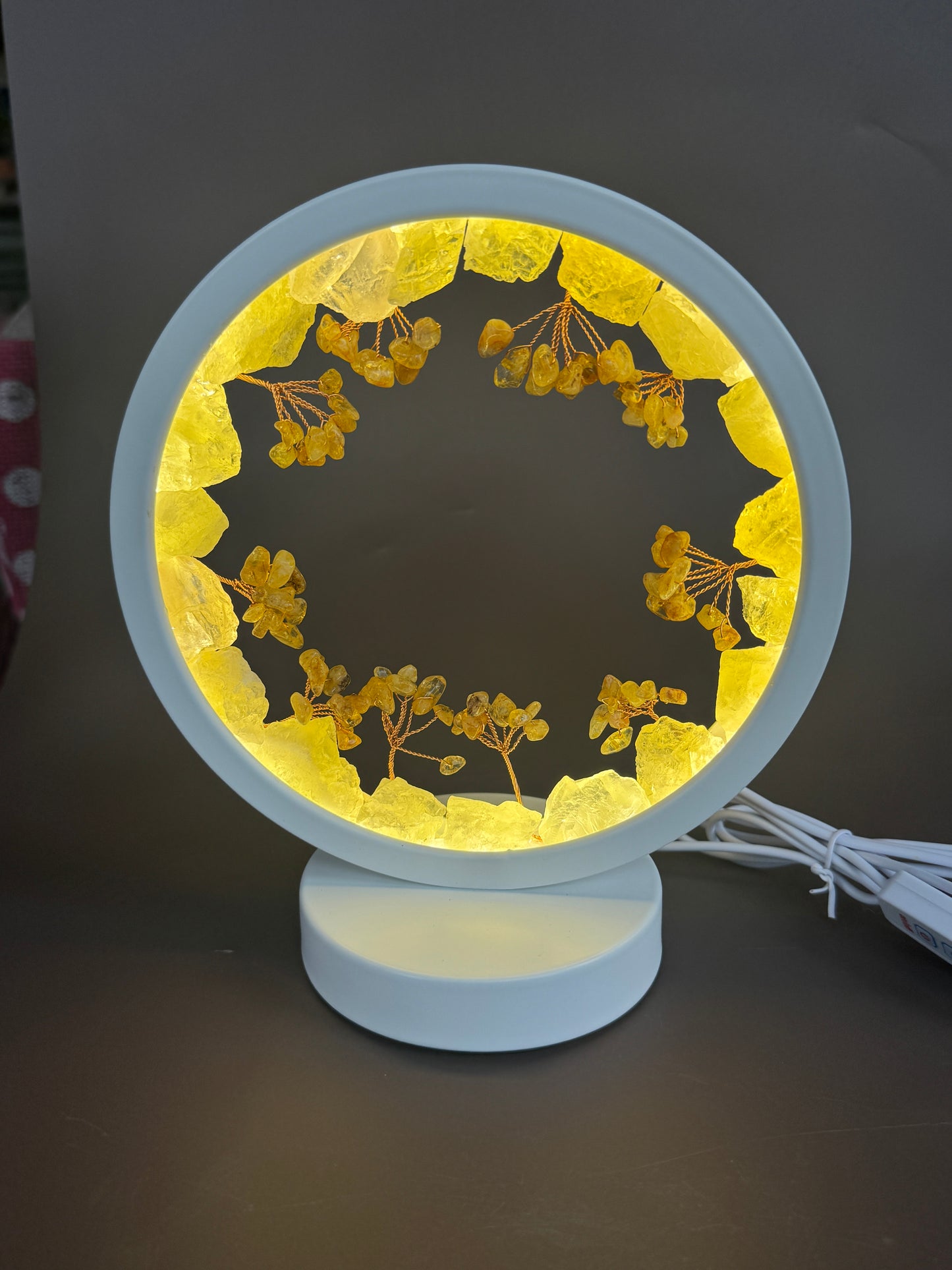 Round Gemstone Lamp
