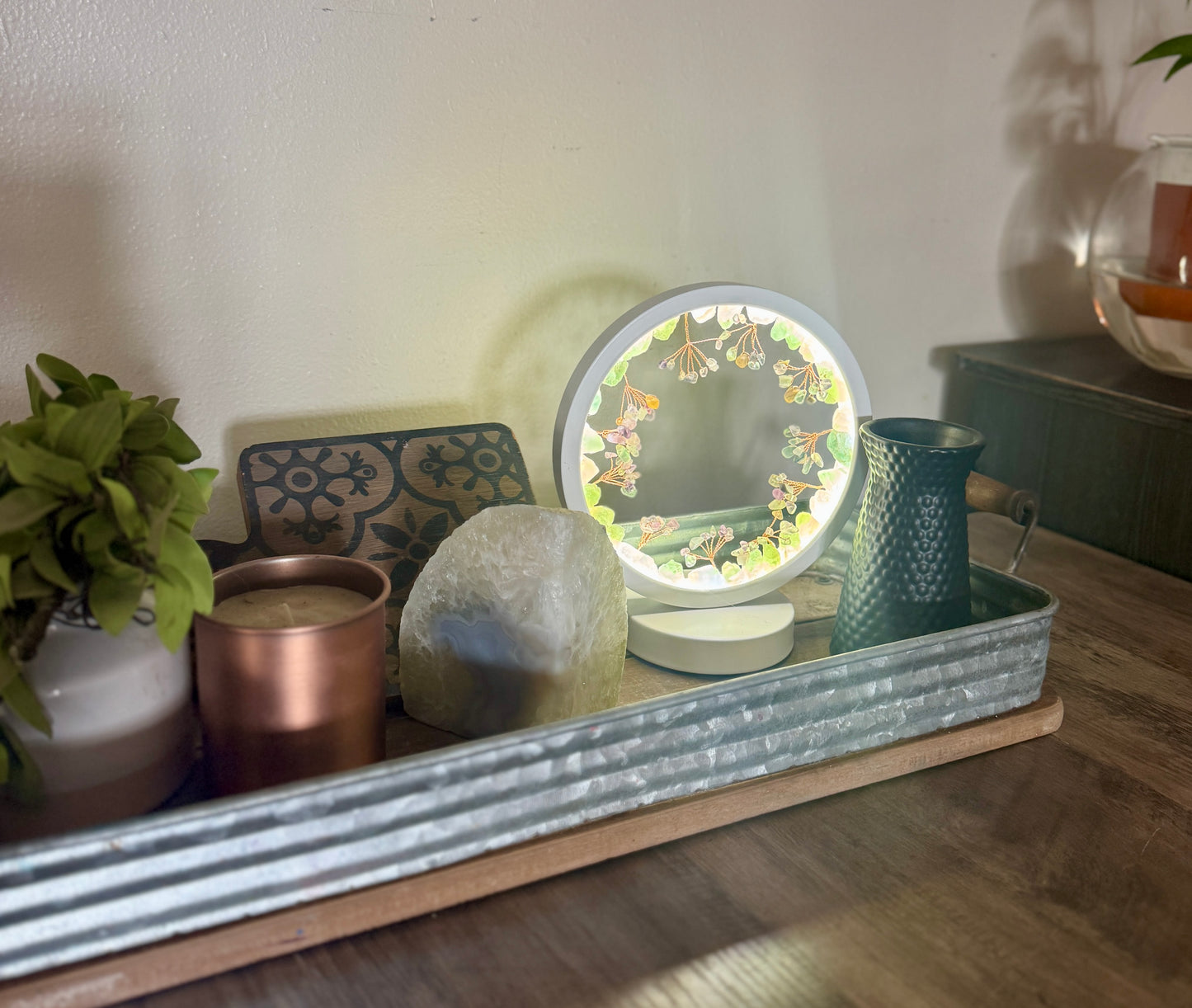 Round Gemstone Lamp